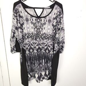 Catherines Top Womens Size 1X Studded Keyhole Back Abstract Dark Neutrals Tunic